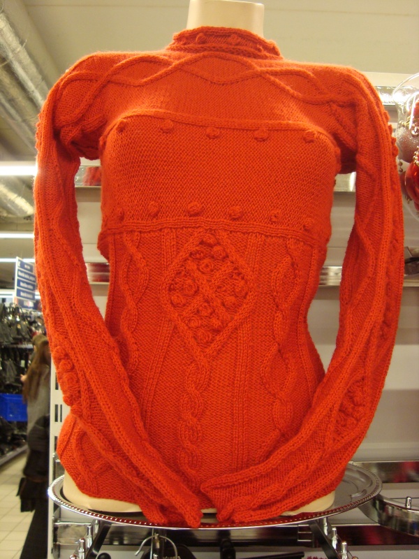 Megztinis "Raudonos pynės "