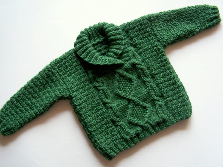žalias megztinukas