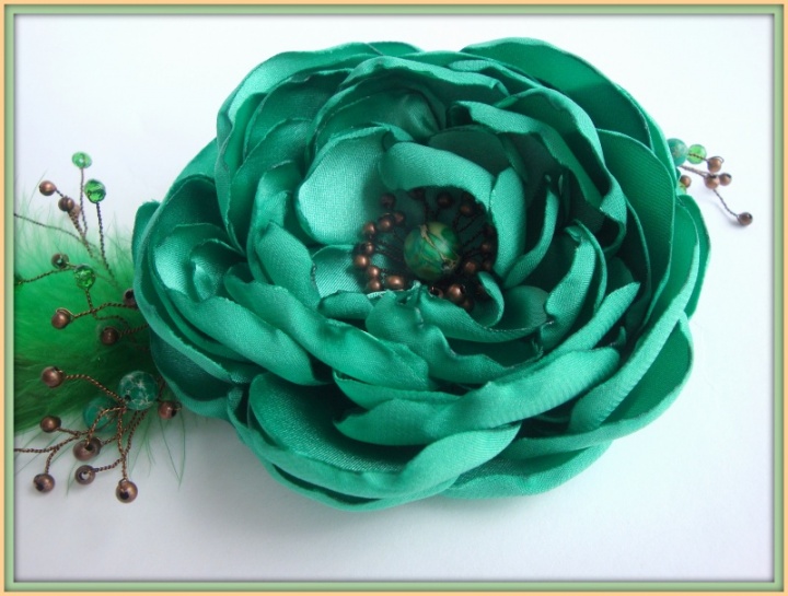 Žalioji gėlė-sagė
