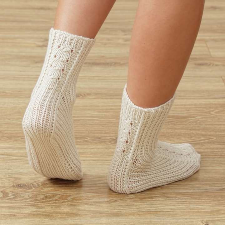 Baltos jaukios kojinytės (Nr.3)