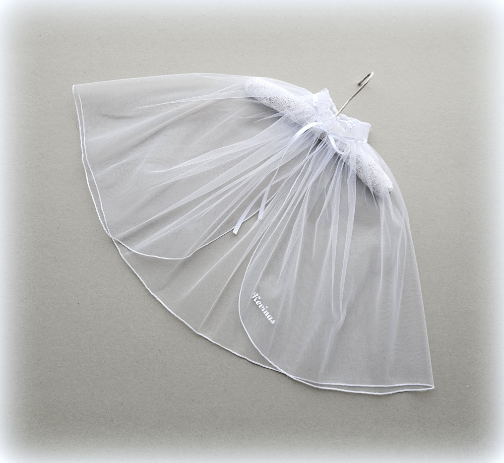 Lininė krikšto skraistė vardine ir vardine žvakė rožančius