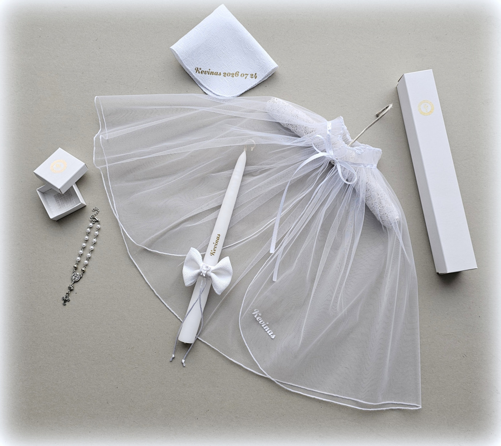 Lininė krikšto skraistė vardine ir vardine žvakė rožančius
