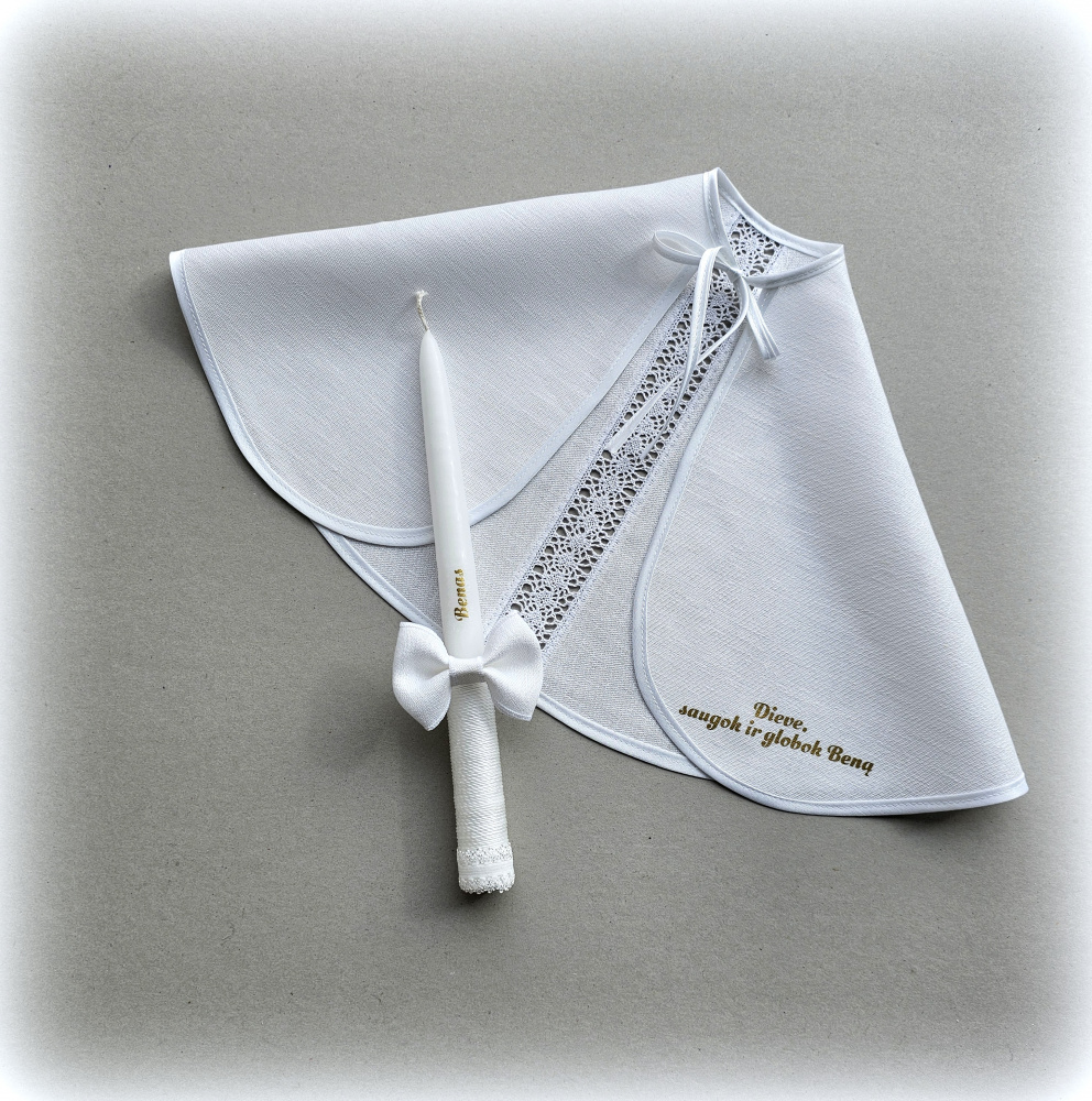 Lininė krikstynų skraiste. Siuvinėta krikšto skraistė