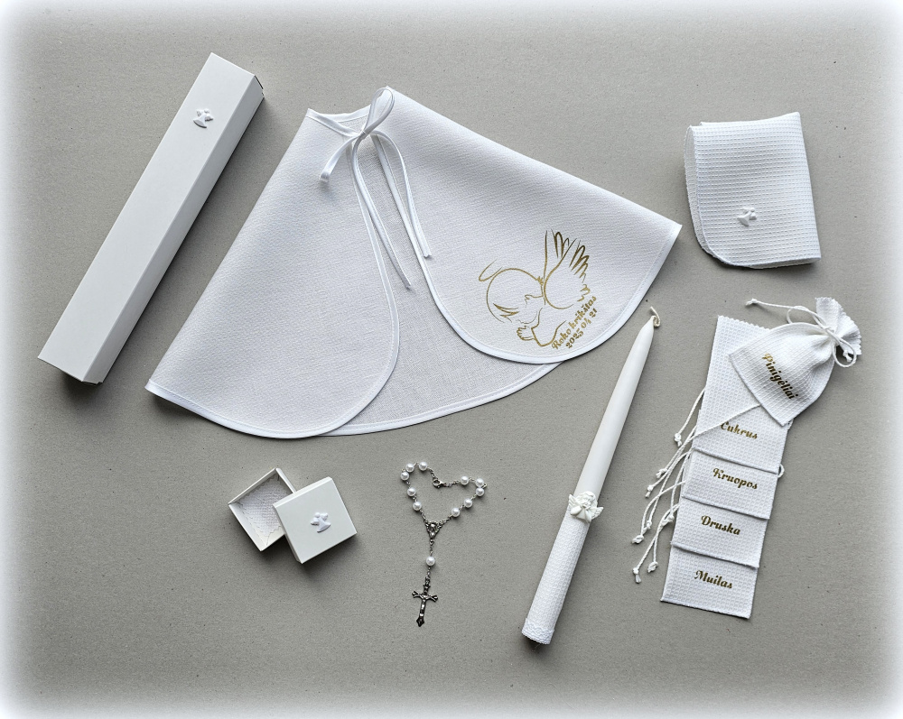 Lininė krikstynų skraiste. Siuvinėta krikšto skraistė