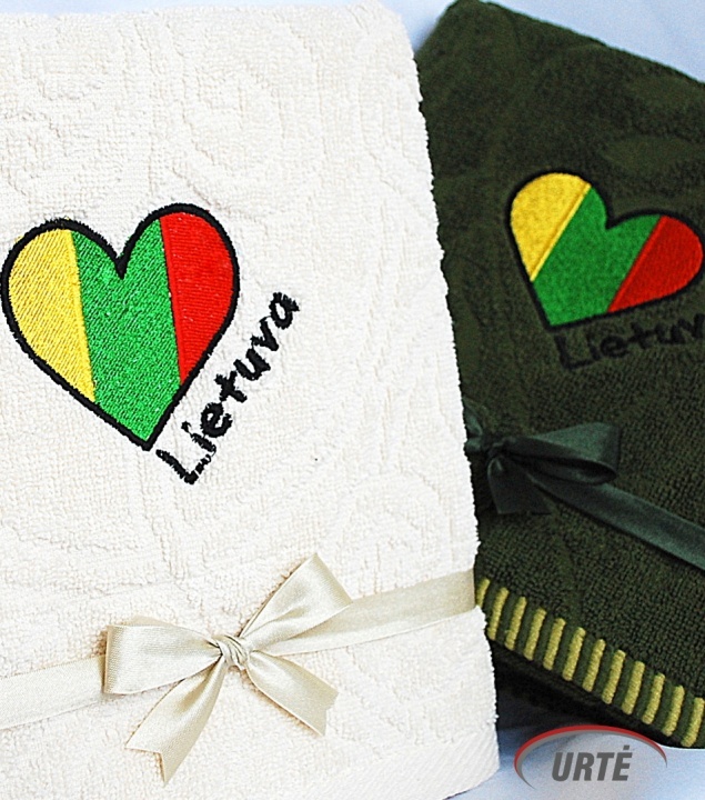 Lietuva - Mūsų Visų Širdyse! Siuvinėtas rankšluostis