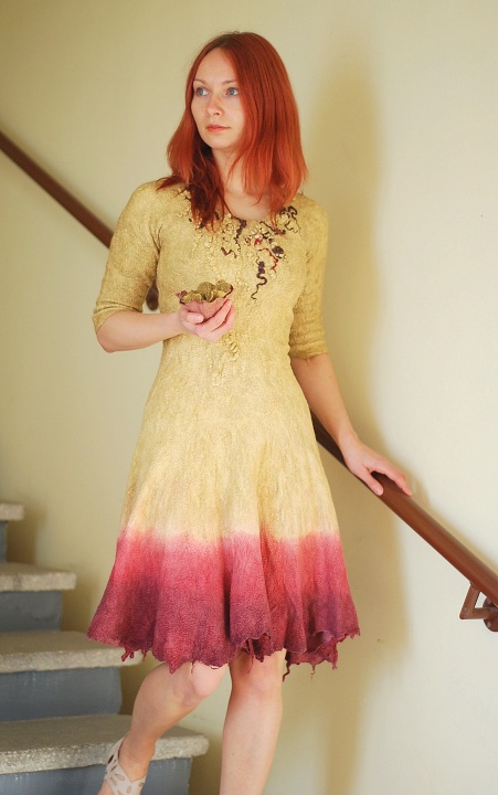 Velta rudeninė suknelė