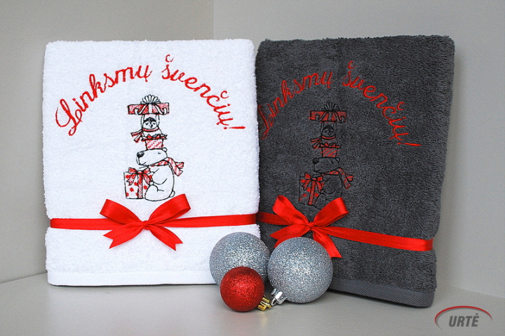 Dovanėlių belaukiant - Kalėdinių dovanėlių idėja - siuvinėtas rankšluostis