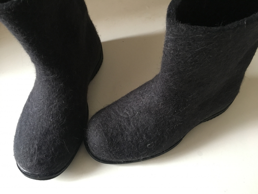 Veltinio juodi auliniai batai