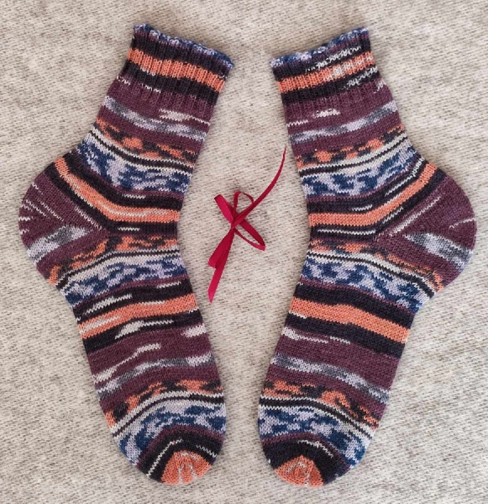 29 cm ilgio plonos megztos vilnonės kojinės