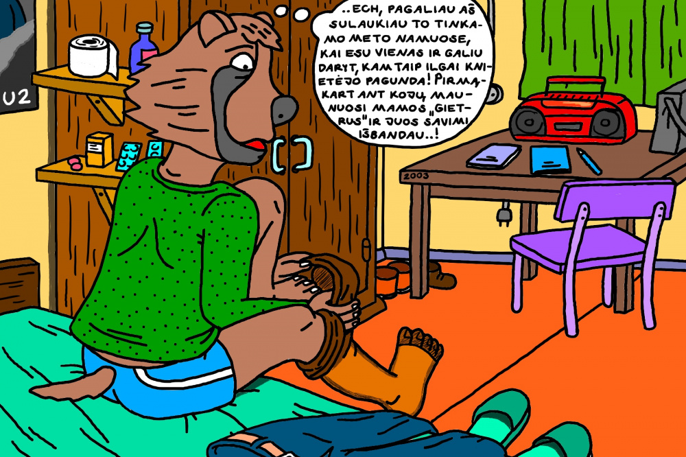 Ingridos nekenčiamas mokinys Usūrinis pirmąkart gyvenime ant kojų maunasi moteriškas pėdkelnes