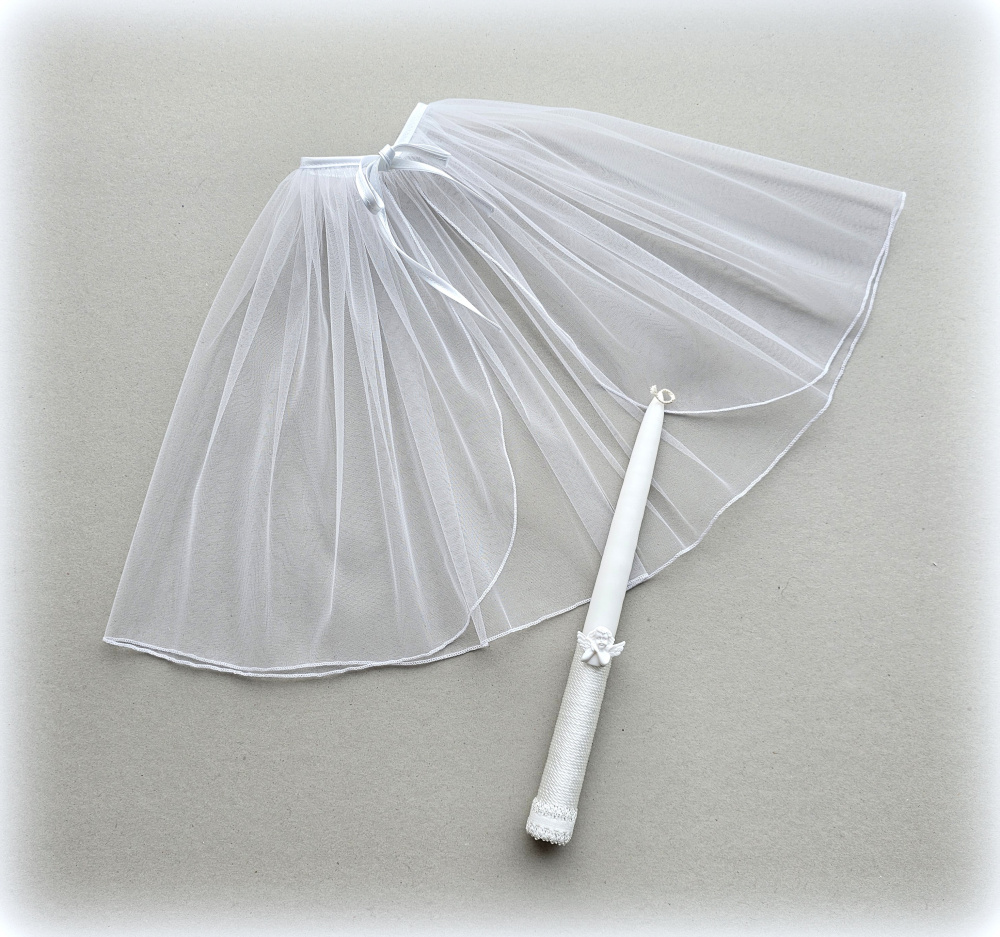 Krikštynoms: skraistė ir žvakė