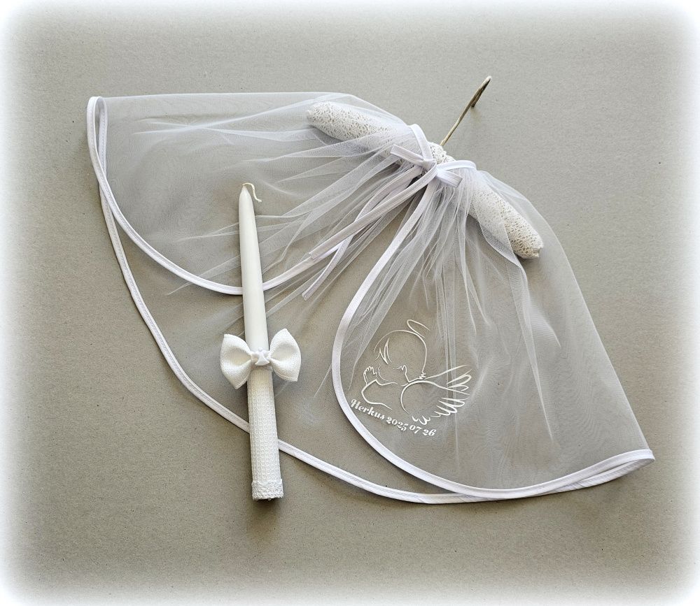 Krikstynu skraiste su vardu Krikšto žvakė su vardu