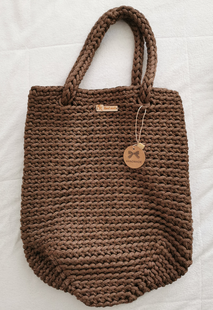 Rankų darbo nerta rankinė