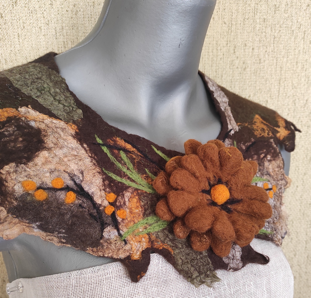 Velta apykaklė " Žemės spalvos"