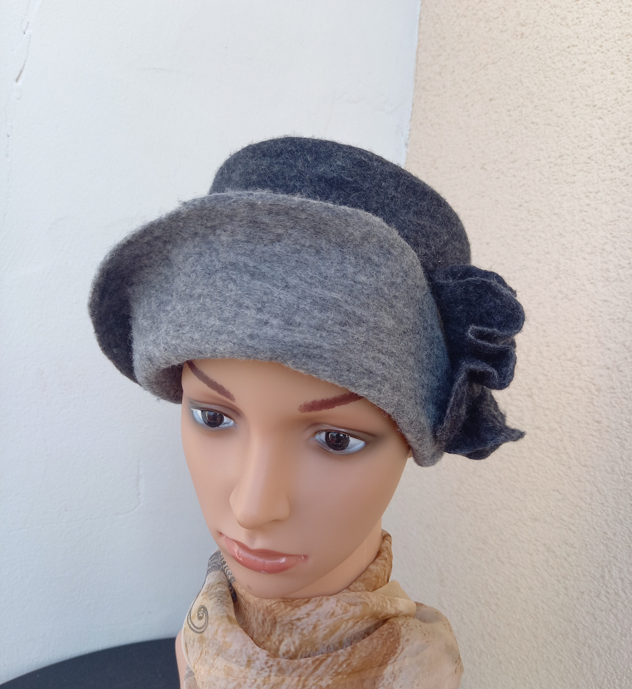 Velta kepuraitė    ,,February"