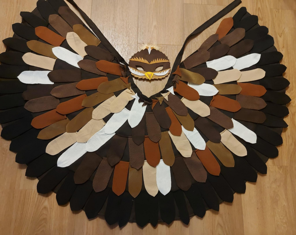 Žvirblio karnavalinis kostiumas  su kauke vaikams