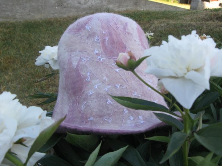 Pirties kepurė "Tulpės "